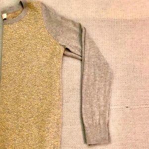 Loft Gold Thread Grey Light Wight Sweater